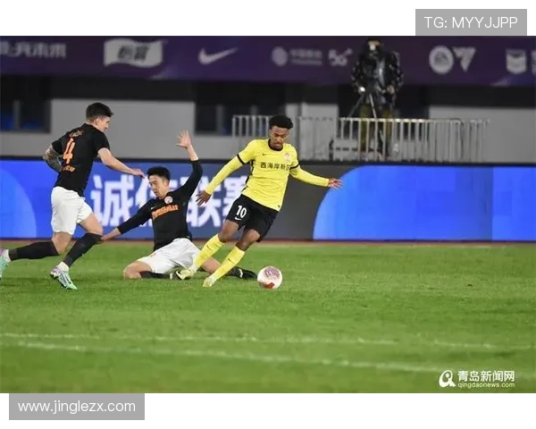 青岛海牛两度VAR改判痛失球